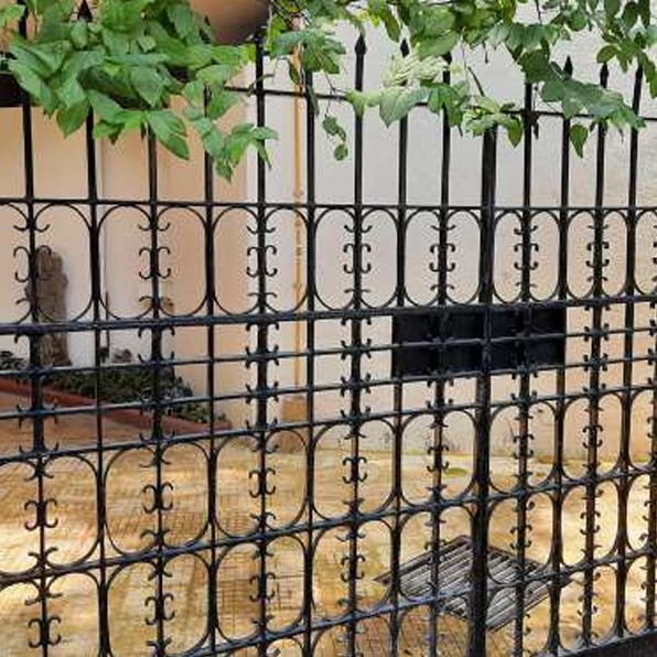 Premium Wrought Iron Gates - Ornate Hand-Forged Heavy-Duty Security Main Entrance Gates, Powder Coated Rust-Resistant Finish, Custom Scrollwork & Spear Top Design, Swing or Sliding Operation for Homes, Villas, Gardens & Driveways - Wholesale Online